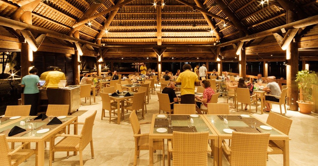 NZ Outdoor Furniture Tavola Restaurant Plantation Island Resort Fiji